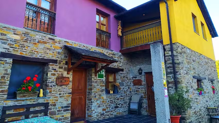 Apartamentos Rurales La Cabana&rsquo;l Cachic&aacute;n