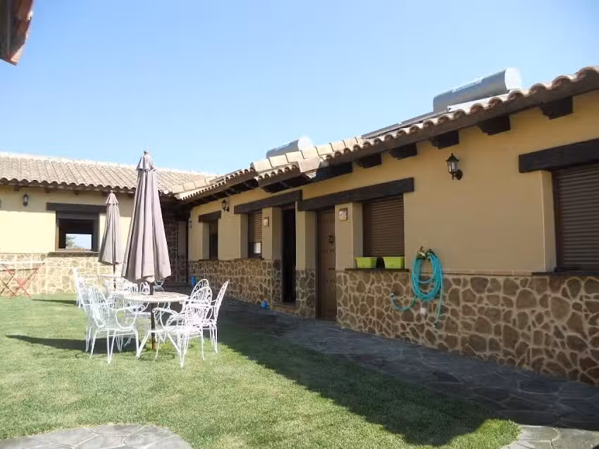 Apartamentos Rurales &ndash; La Cueva Del Lince
