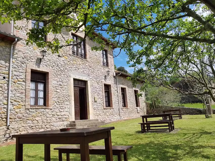 Apartamentos Rurales La Escuela. Turismo Rural Fito