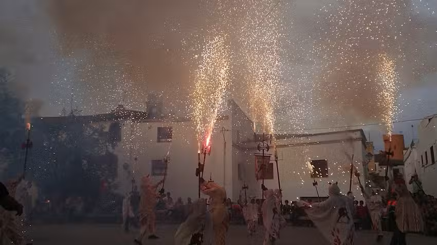 Apartamentos Rurales la Pla&ccedil;a Vella