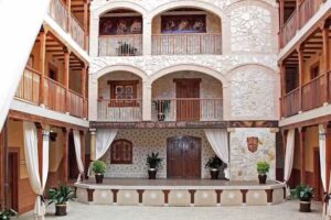 Apartamentos Rurales La Platea