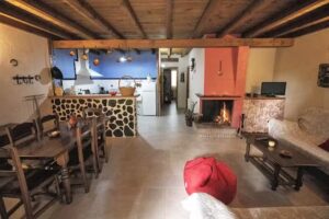 Apartamentos Rurales Las Cabezadas Majaelrayo