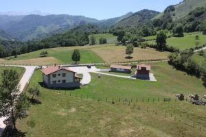 Apartamentos Rurales les Xanes