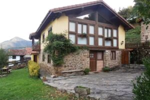 Apartamentos Rurales Los Picos de Redo