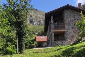 Apartamentos Rurales Vista del Sueve