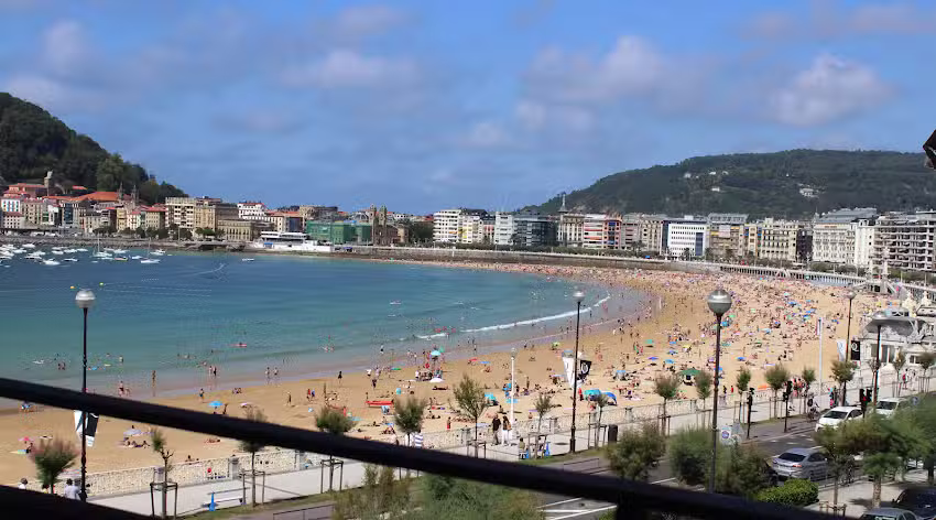 Apartamentos San Sebasti&aacute;n &ndash; www&middot;SanSebastianApartments&middot;es &ndash; vivienda vacacional piso tur&iacute;stico de alquiler Airbnb
