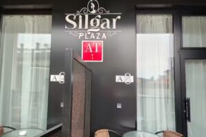 Apartamentos Silgar Plaza