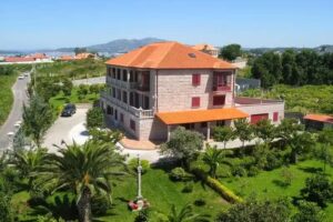 Apartamentos Turísticos A Cachada