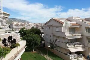 APARTAMENTOS TURISTICOS AINHOA ALCALA BLAU I