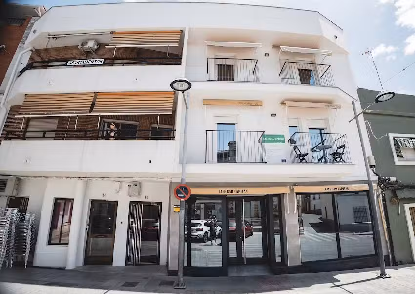 Apartamentos Tur&iacute;sticos Capit&aacute;n