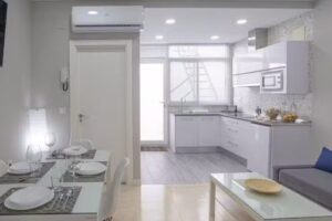 Apartamentos Tur&iacute;sticos Domus Deorum en Benito toresano 23