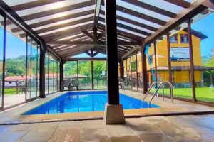 Apartamentos Tur&iacute;sticos EL CASTA&Ntilde;&Eacute;U