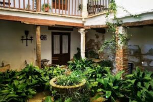 Apartamentos Tur&iacute;sticos El Losal