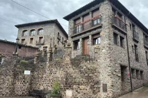 Apartamentos tur&iacute;sticos El Maguillo