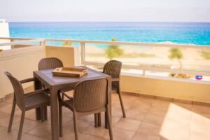 Apartamentos Tur&iacute;sticos Es Cal&oacute; Essence- Mestral, Mitjorn y Xaloc