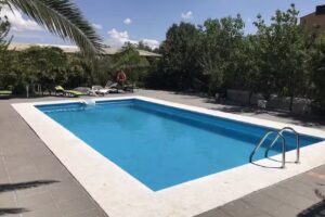 Apartamentos Tur&iacute;sticos &ndash; Hostal Los Alisos