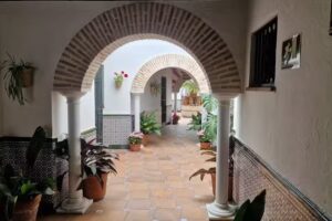 Apartamentos Tur&iacute;sticos Los Patios