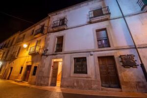 Apartamentos Tur&iacute;sticos &laquo;Los Templarios&raquo;