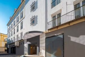 Apartamentos Tur&iacute;sticos Magna Sevilla