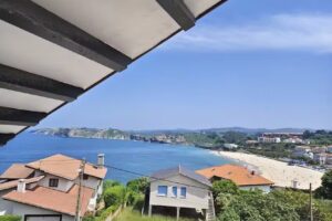 Apartamentos Tur&iacute;sticos Puerto de Comillas