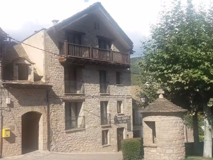 Apartamentos tur&iacute;sticos San Juan de la Pe&ntilde;a