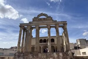 Apartamentos Turísticos Templo de Diana