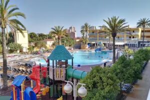 Apartamentos Tur&iacute;sticos Terralta