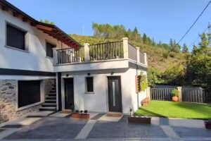 Apartamentos Tur&iacute;sticos Tremi&ntilde;a