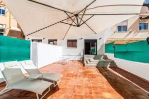 APARTAMENTOS TURÍSTICOS VALENCIA – 87 LLAVES