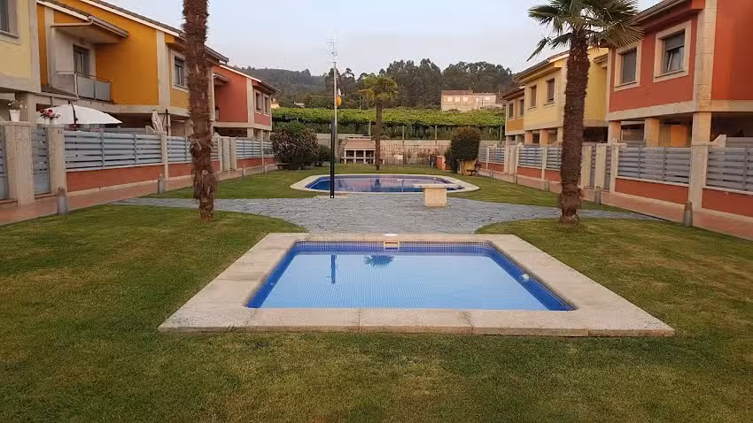 Apartamentos Vacacionales Saln&eacute;s Sur
