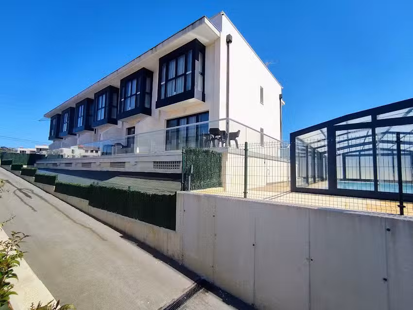 Apartamentos y villa Playa de Covachos