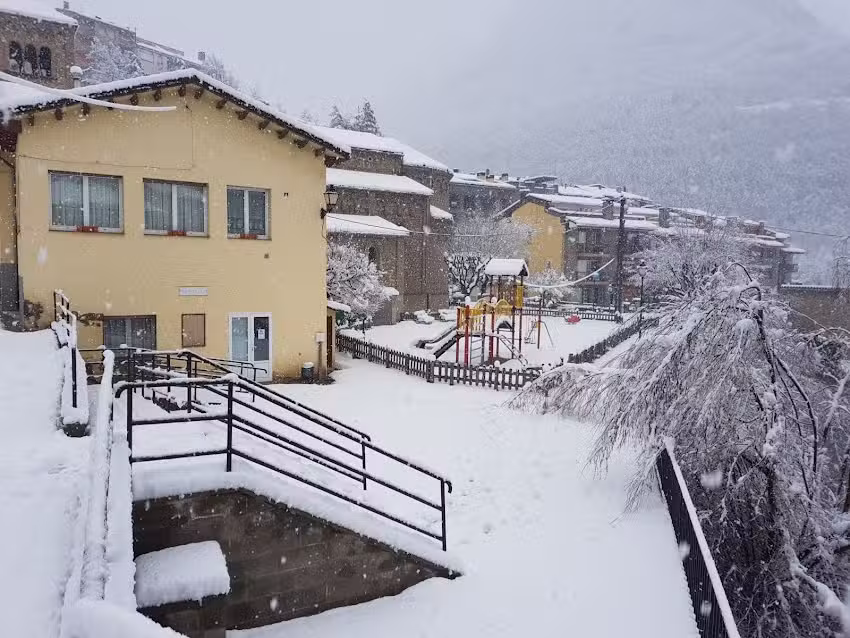 APARTAMENTS BERGUED&Agrave;