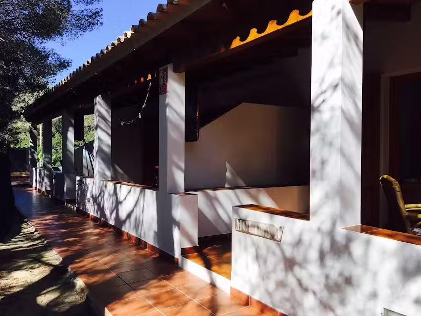 Apartaments Molina 9-10-11 (La Fragata Apartments)