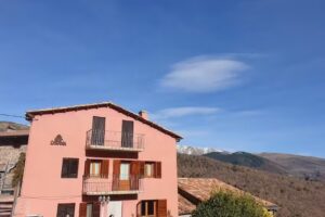 Apartaments Rurals L&rsquo;Abadia de Sent&iacute;s