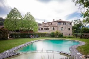 Apartaments Rurals L’Arcada de Fares