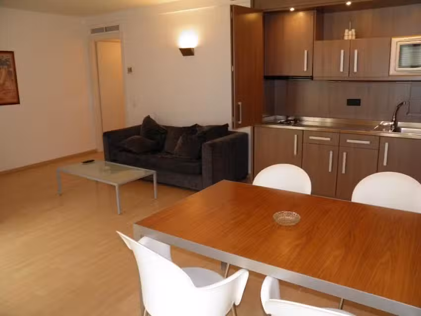 Apartaments Sant Jordi Fontanella
