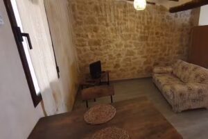 Apartaments Tur&iacute;stics La Donzella