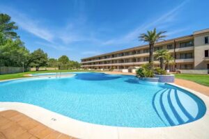 Aparthotel & Village Golf Beach