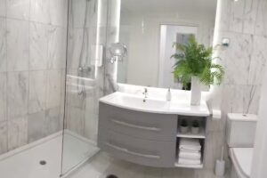 Apartment Design Bot&aacute;nico Banus