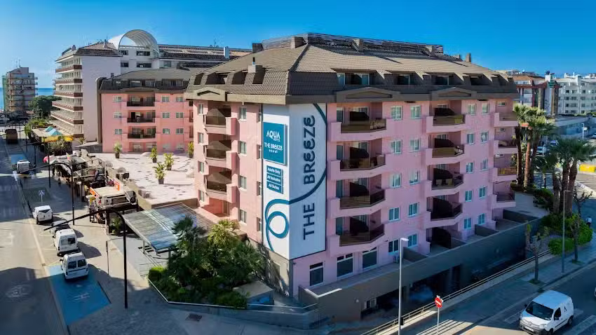 AQUA Hotel The Breeze & Spa