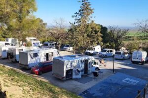 &Aacute;rea Auto-Caravanas Parque de la Muela