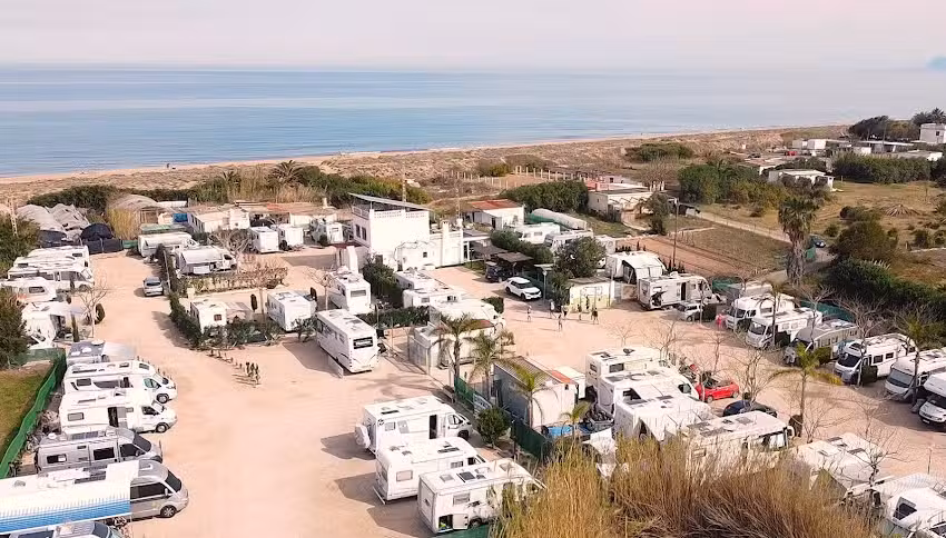 &Aacute;rea autocaravana La Finca
