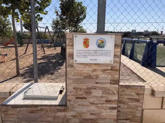 &Aacute;rea Autocaravanas Lob&oacute;n