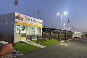 &Aacute;rea Camping Mazarr&oacute;n