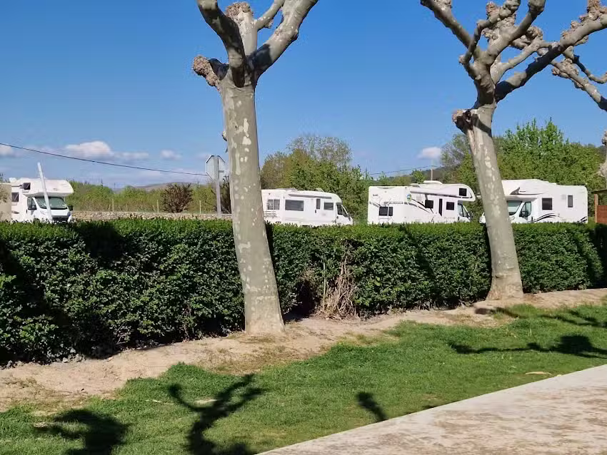 &Aacute;rea Caravanas Fitero