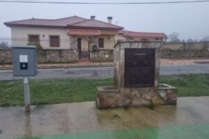 &Aacute;rea de Aparcamiento para Autocaravanas de Villardeciervos.