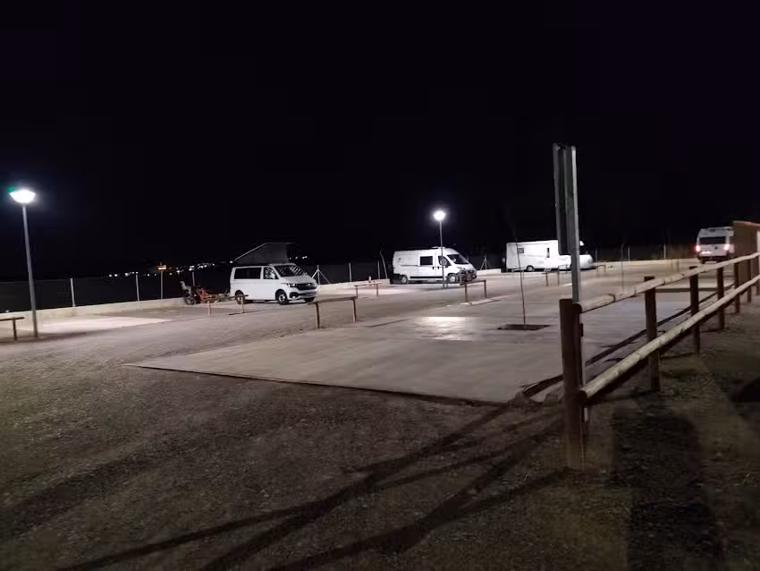 Area de Autocaravanas
