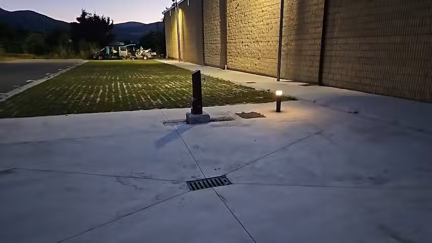 &Aacute;rea de Autocaravanas-Autokarabanentzako gunea