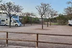 &Aacute;REA DE AUTOCARAVANAS DE AVI&Ntilde;&Oacute;N