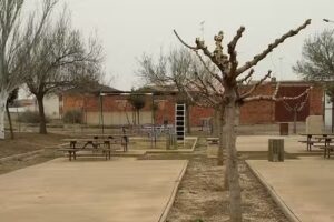 AREA DE AUTOCARAVANAS DE CASTRILLO DE LA GUARE&Ntilde;A